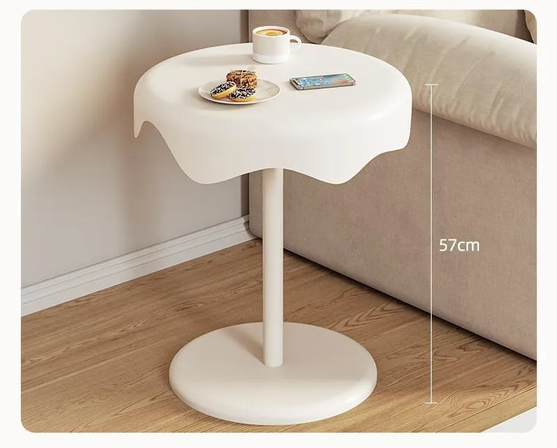 Ice cream Table (white)